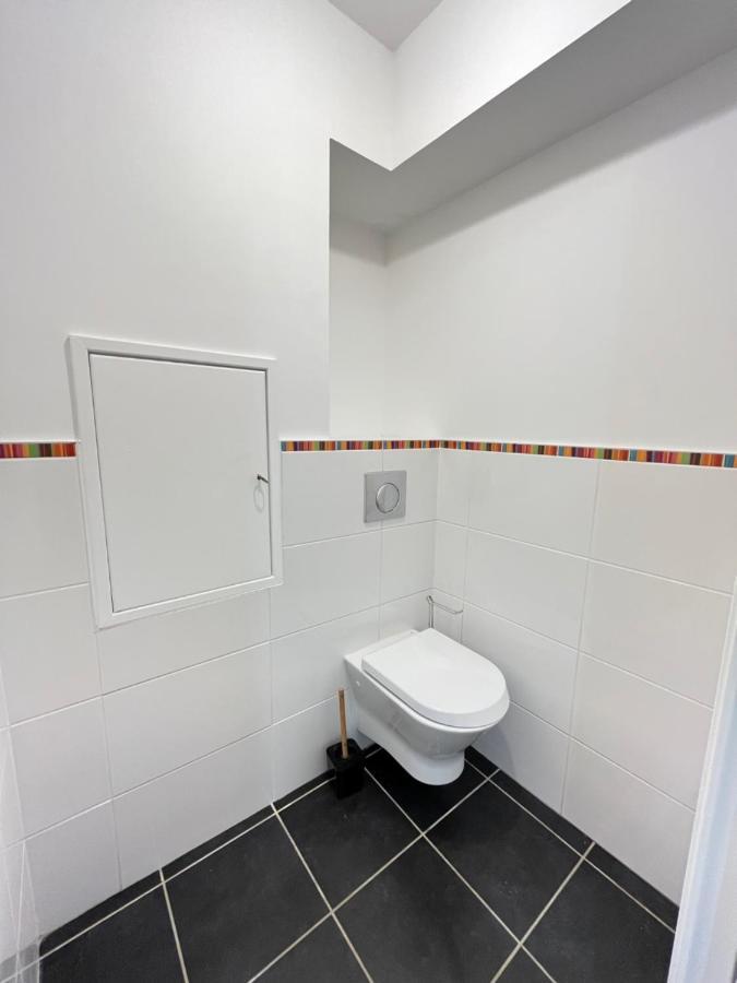 Ponsardin- Appartement Avec Balcon Et Parking Reims Exteriör bild