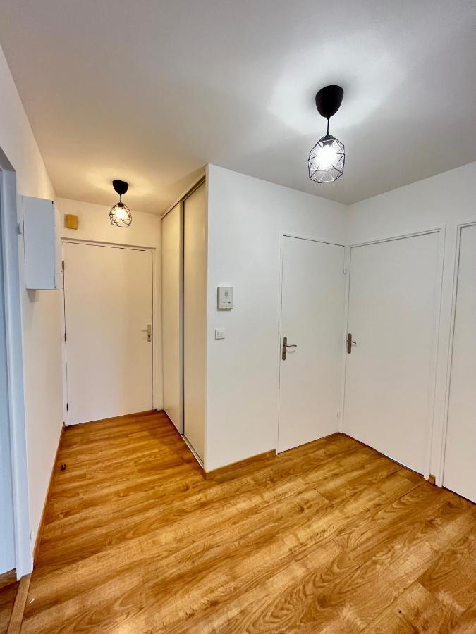 Ponsardin- Appartement Avec Balcon Et Parking Reims Exteriör bild